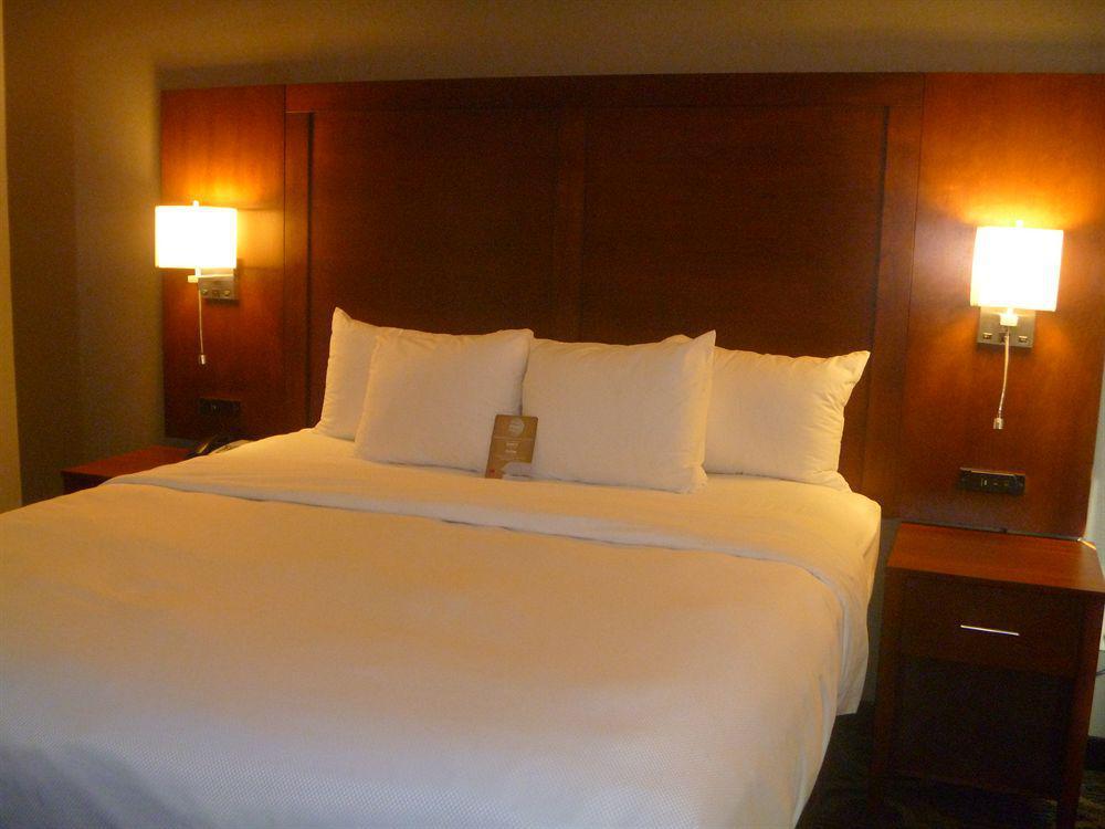 Comfort Suites Pineville - Ballantyne Area Εξωτερικό φωτογραφία