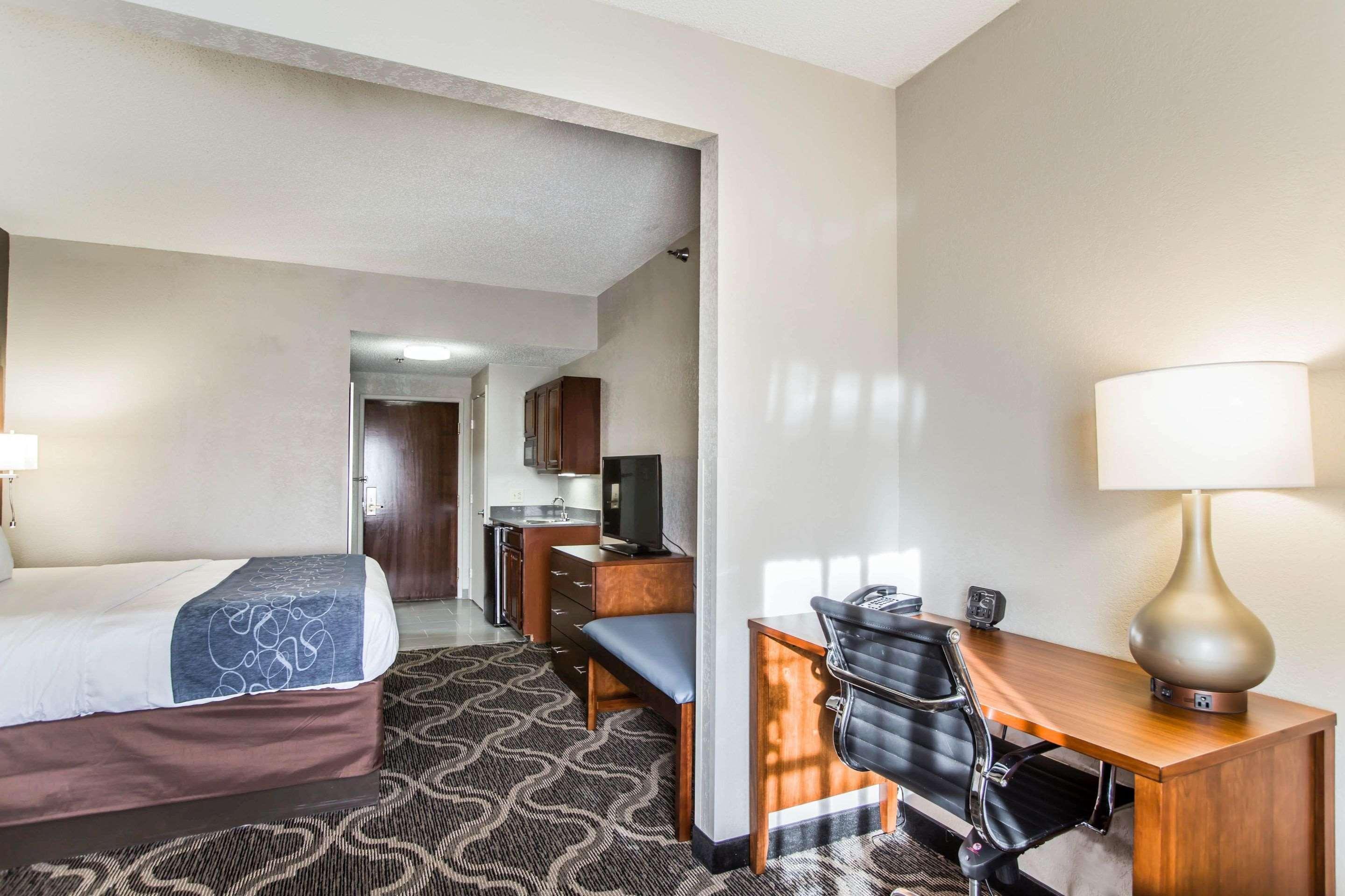 Comfort Suites Pineville - Ballantyne Area Εξωτερικό φωτογραφία