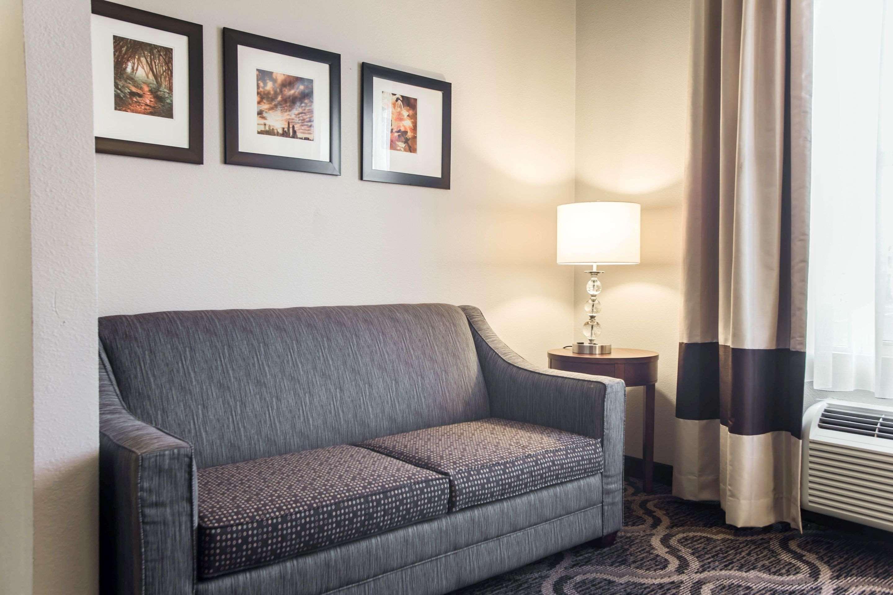 Comfort Suites Pineville - Ballantyne Area Εξωτερικό φωτογραφία