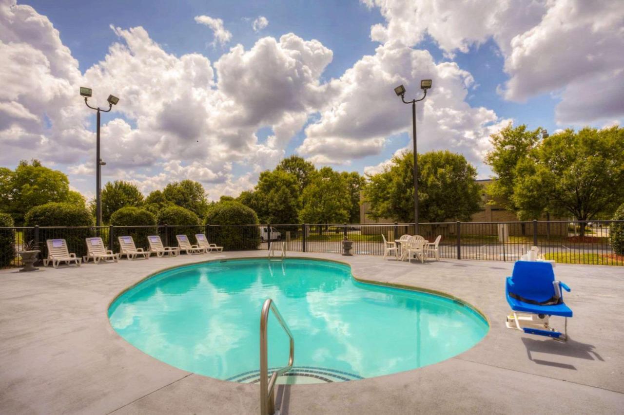 Comfort Suites Pineville - Ballantyne Area Εξωτερικό φωτογραφία